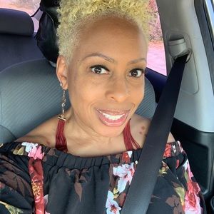 Meet your Posher, Jasmine